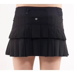 Lululemon Run Pace Setter Skirt pleated women’s 6 / small